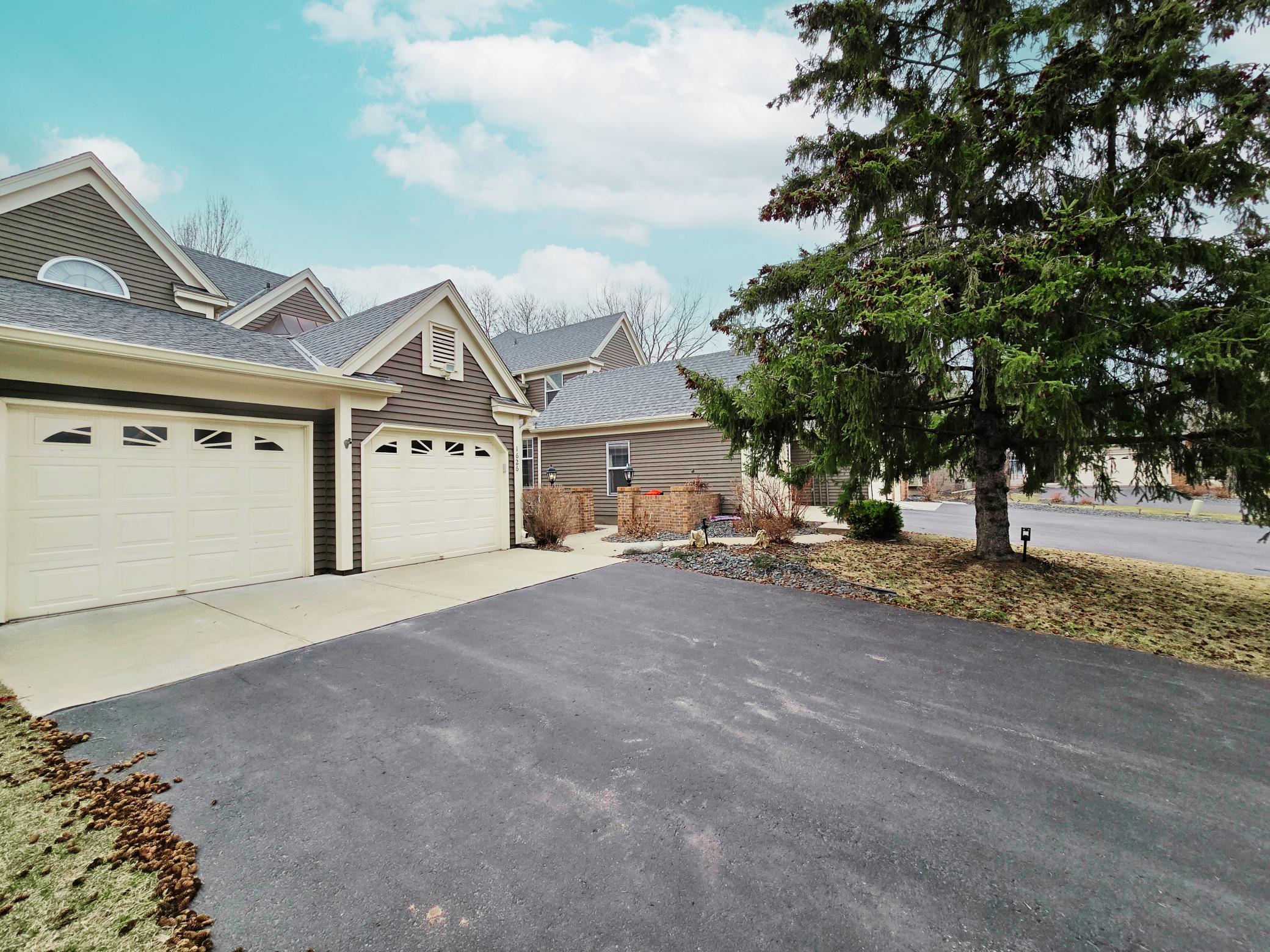 1626 Wexford Way, Saint Paul, Minnesota image 2