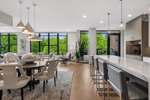Condo For Sale - 215 10th Avenue<br/> Minneapolis, MN 55415