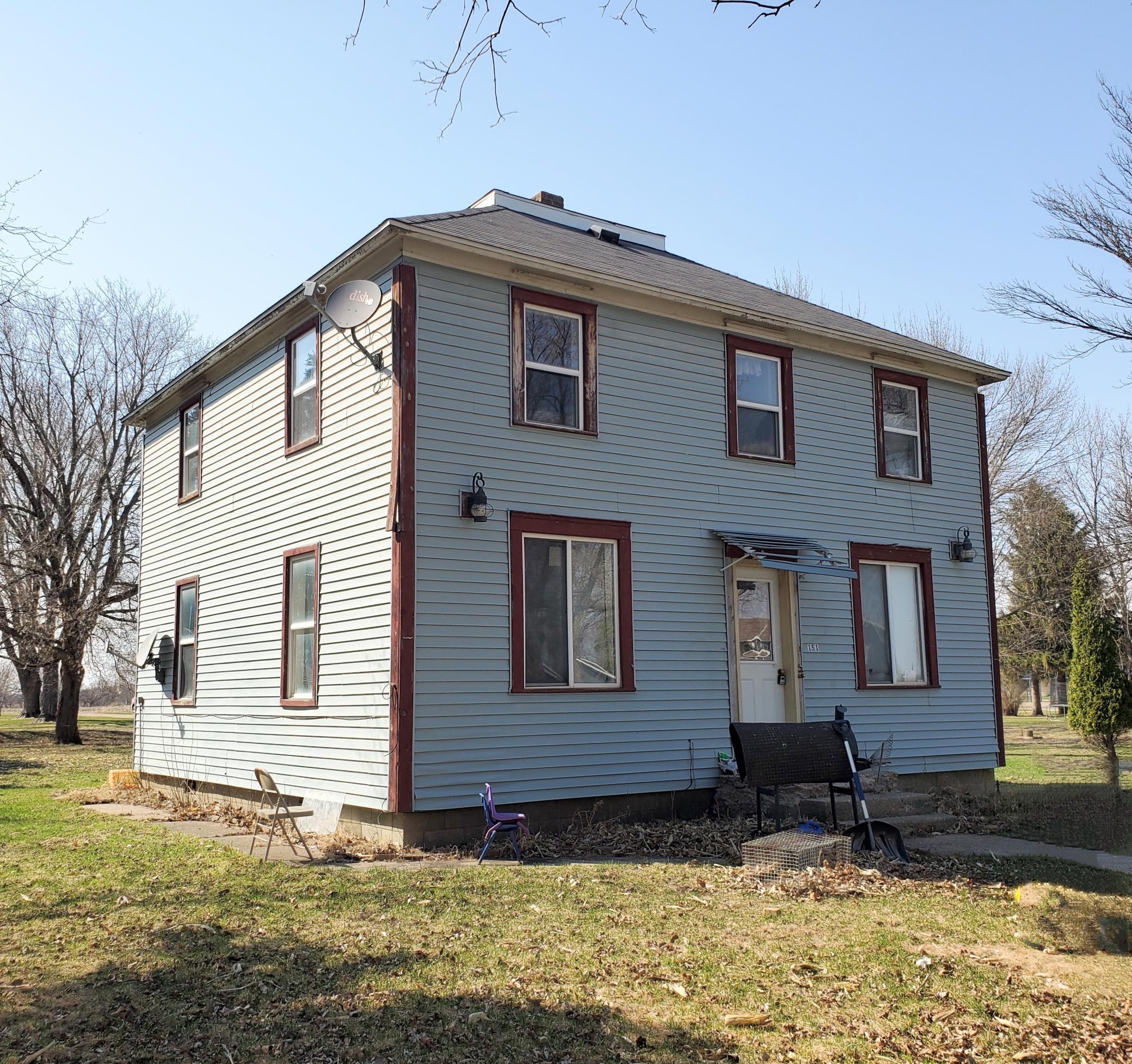151 7th Street, Walnut Grove, Minnesota image 1