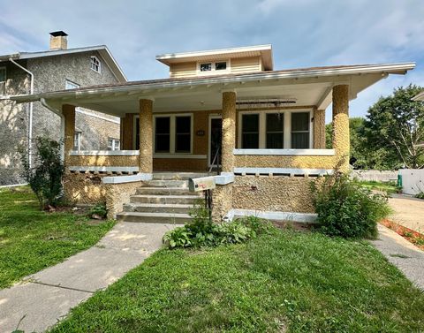 Homes For Sale - 742 N Freeman Avenue<br/> Rock County, Luverne, MN 56156