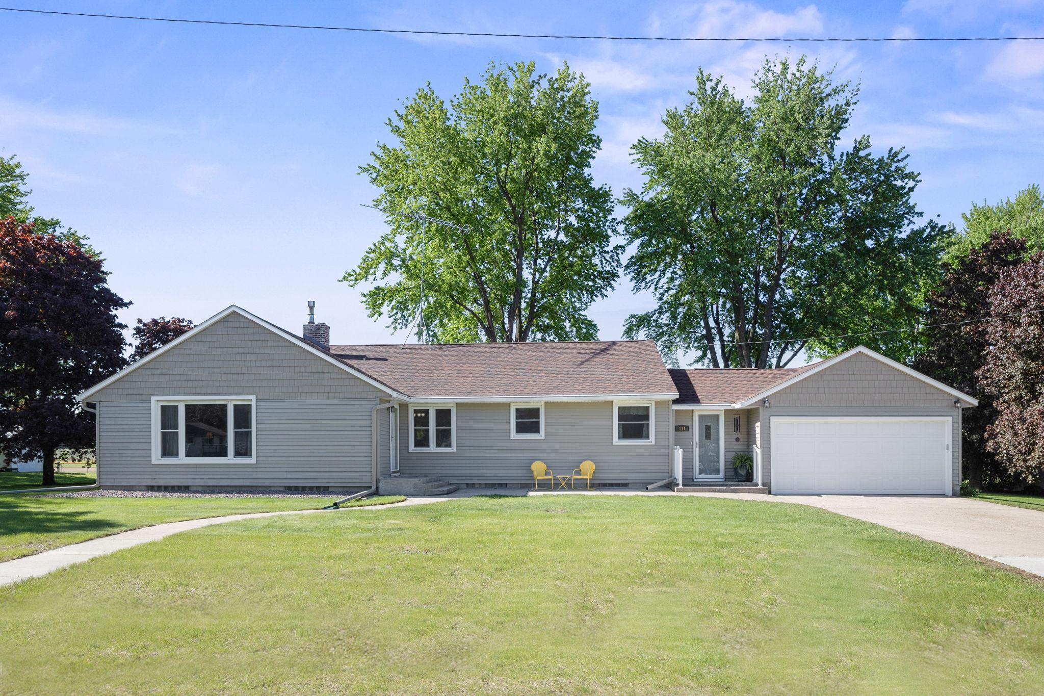 111 3rd Street, Brownton, Minnesota image 18