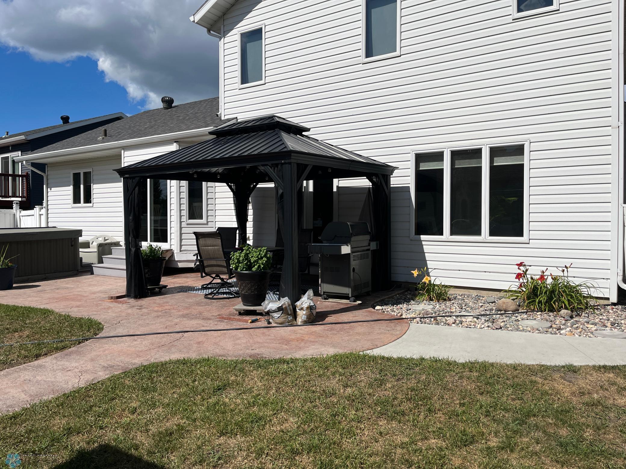 1601 Birchwood Drive, West Fargo, North Dakota image 48