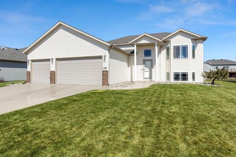 Homes For Sale - 4745 48th Avenue<br/> Cass County, Fargo, ND 58104