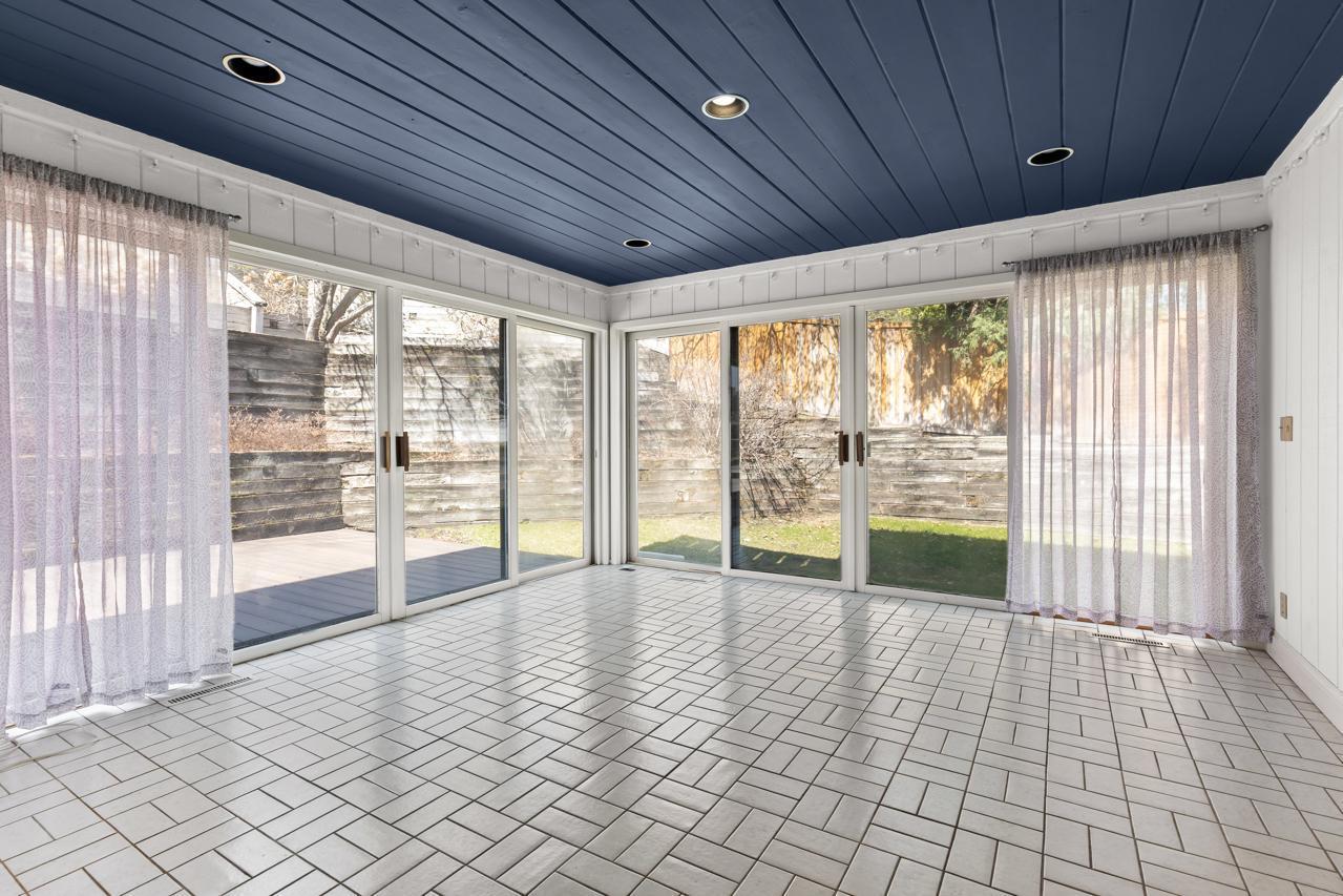 7104 Lanham Lane, Edina, Minnesota image 13
