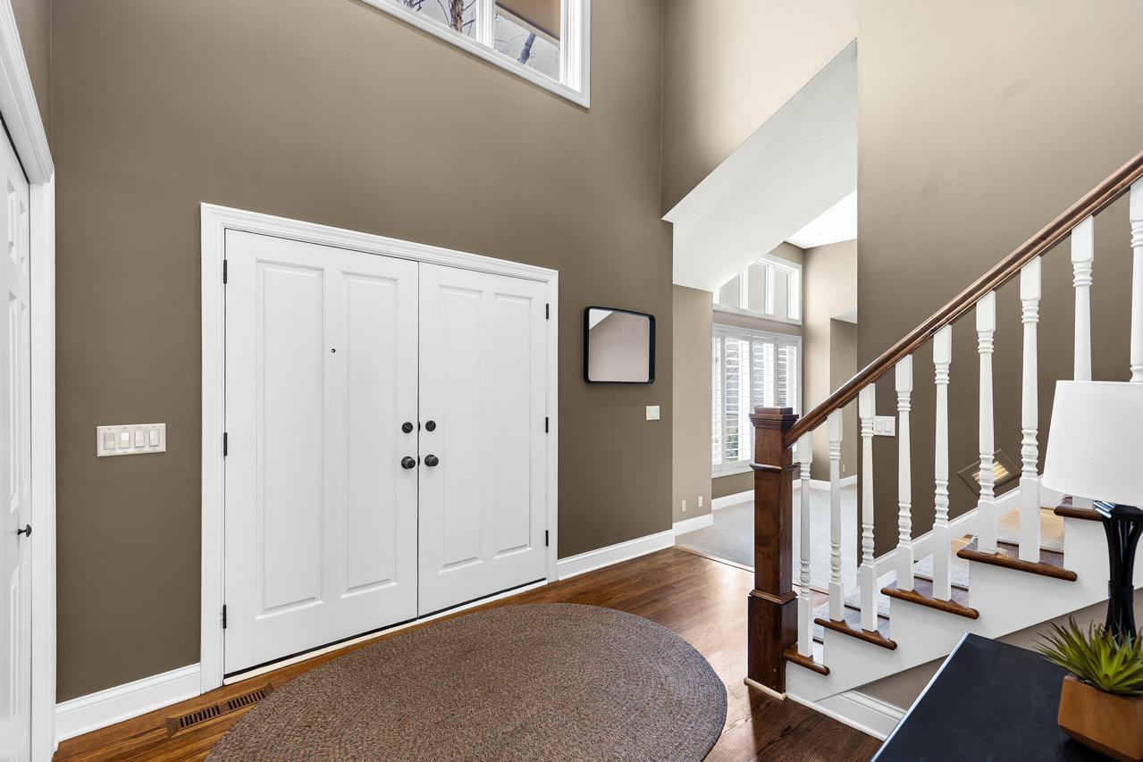 7104 Lanham Lane, Edina, Minnesota image 17