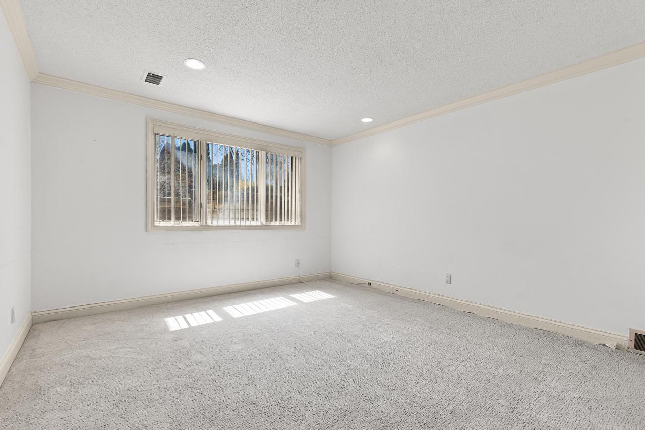 7104 Lanham Lane, Edina, Minnesota image 43