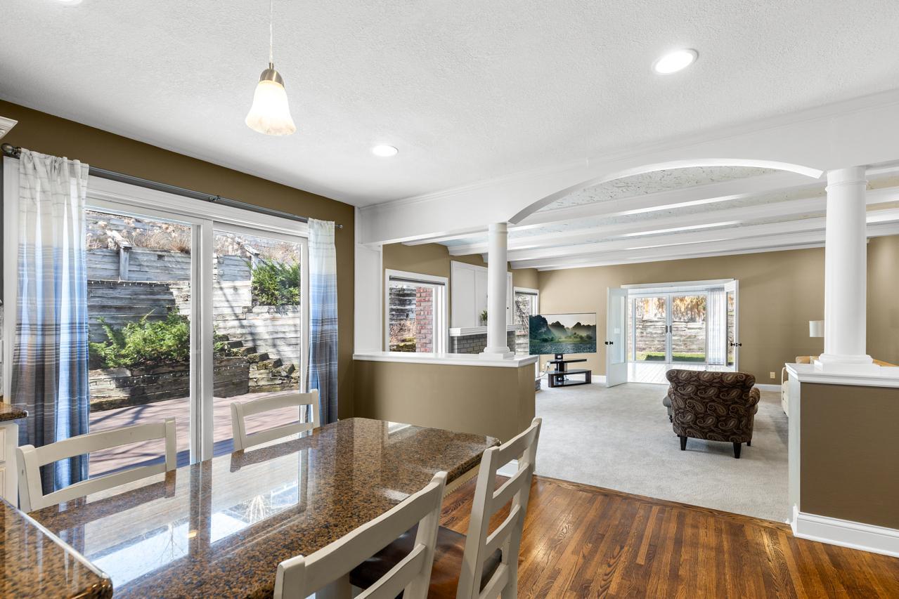 7104 Lanham Lane, Edina, Minnesota image 9