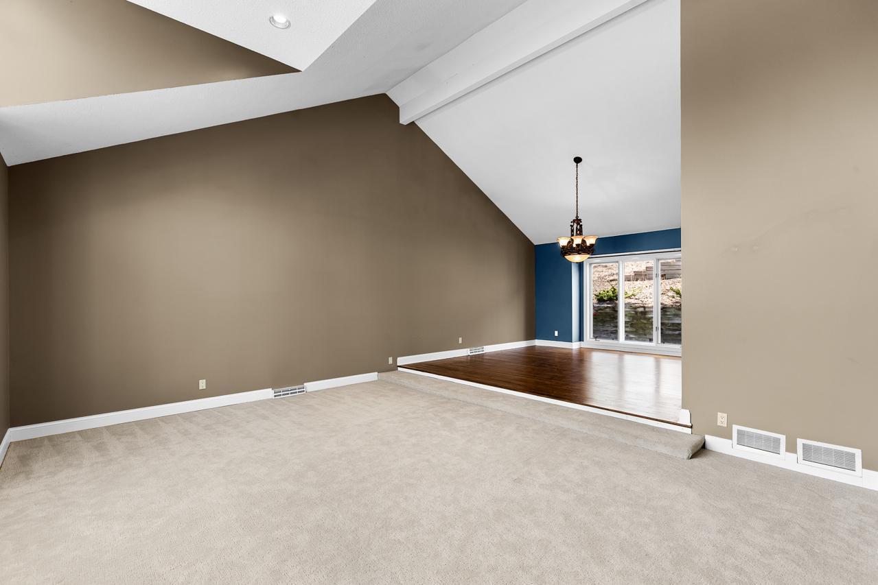 7104 Lanham Lane, Edina, Minnesota image 19