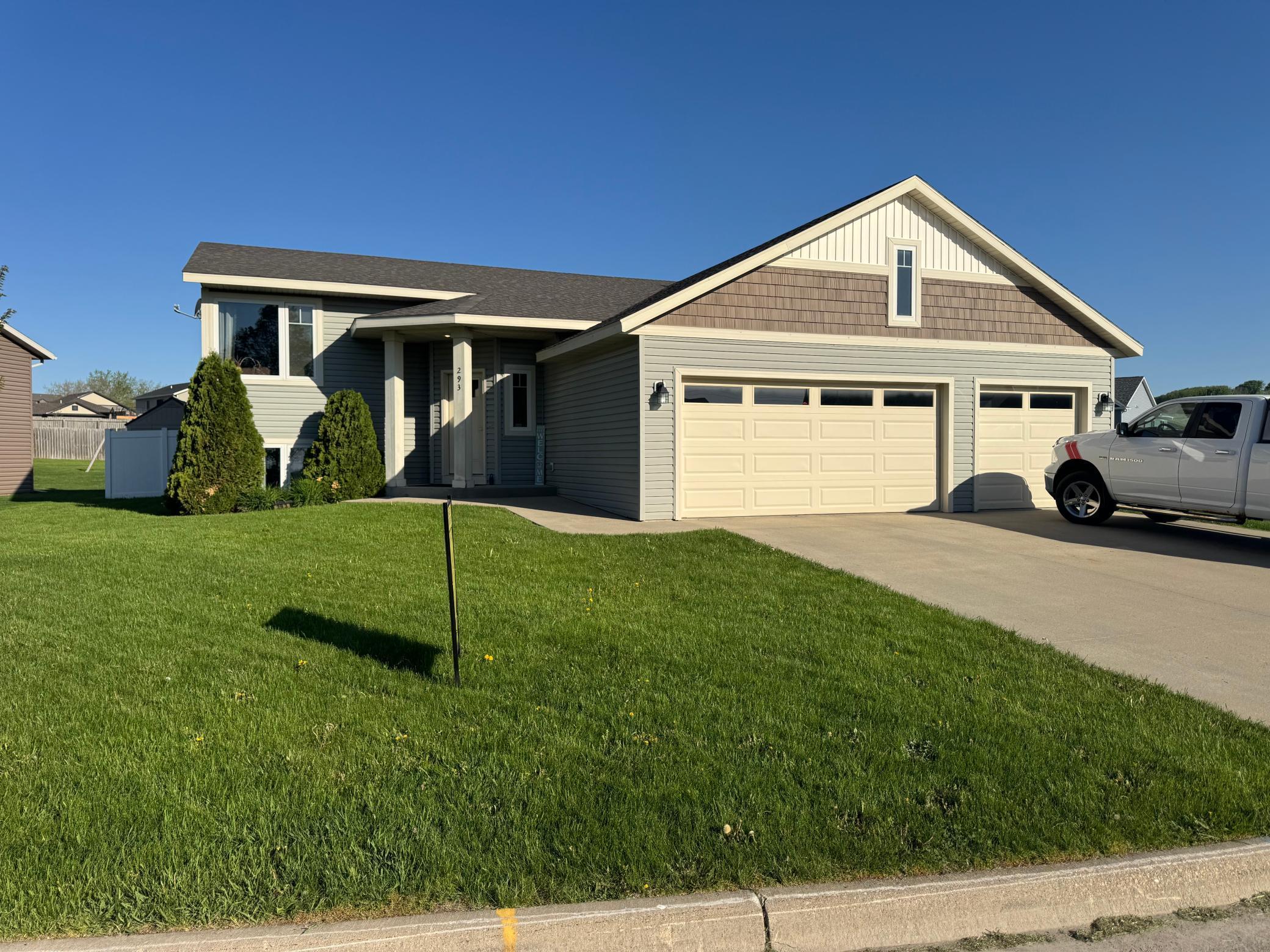 293 Eagle Lane, Zumbrota, Minnesota image 1