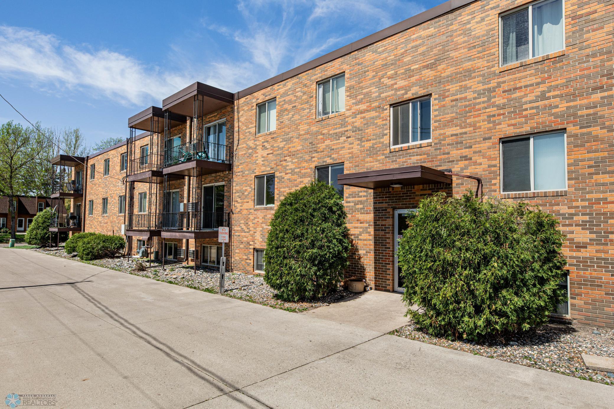 3108 5th Street #15, Moorhead, Minnesota image 3