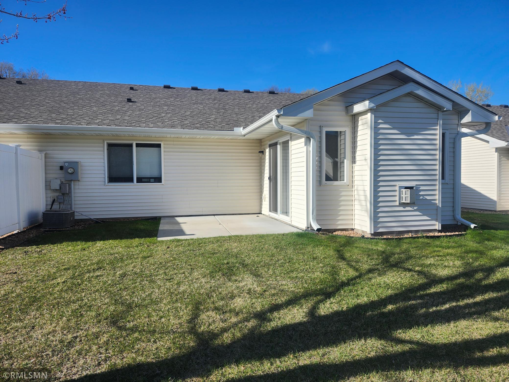 5344 140th Lane, Anoka, Minnesota image 2