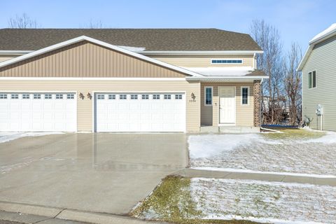 Townhouse For Sale - 1336 13th Street<br/> Cass County, West Fargo, ND 58078