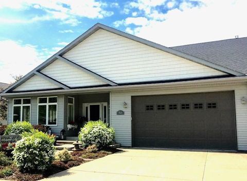 Townhouse For Sale - 314 W Iowa Street<br/> Wabasha County, Lake City, MN 55041
