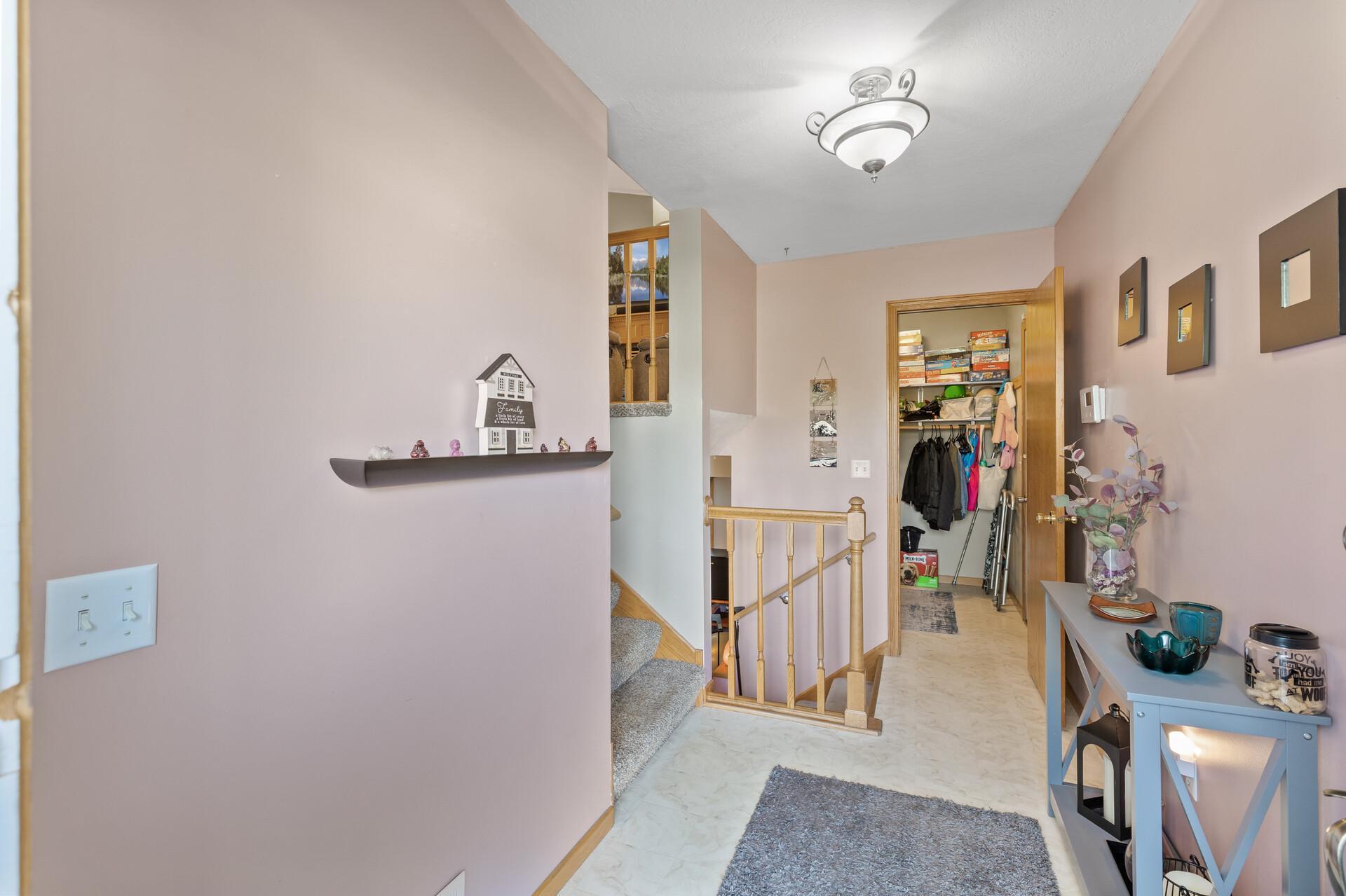 5583 Euclid Way, Farmington, Minnesota image 13