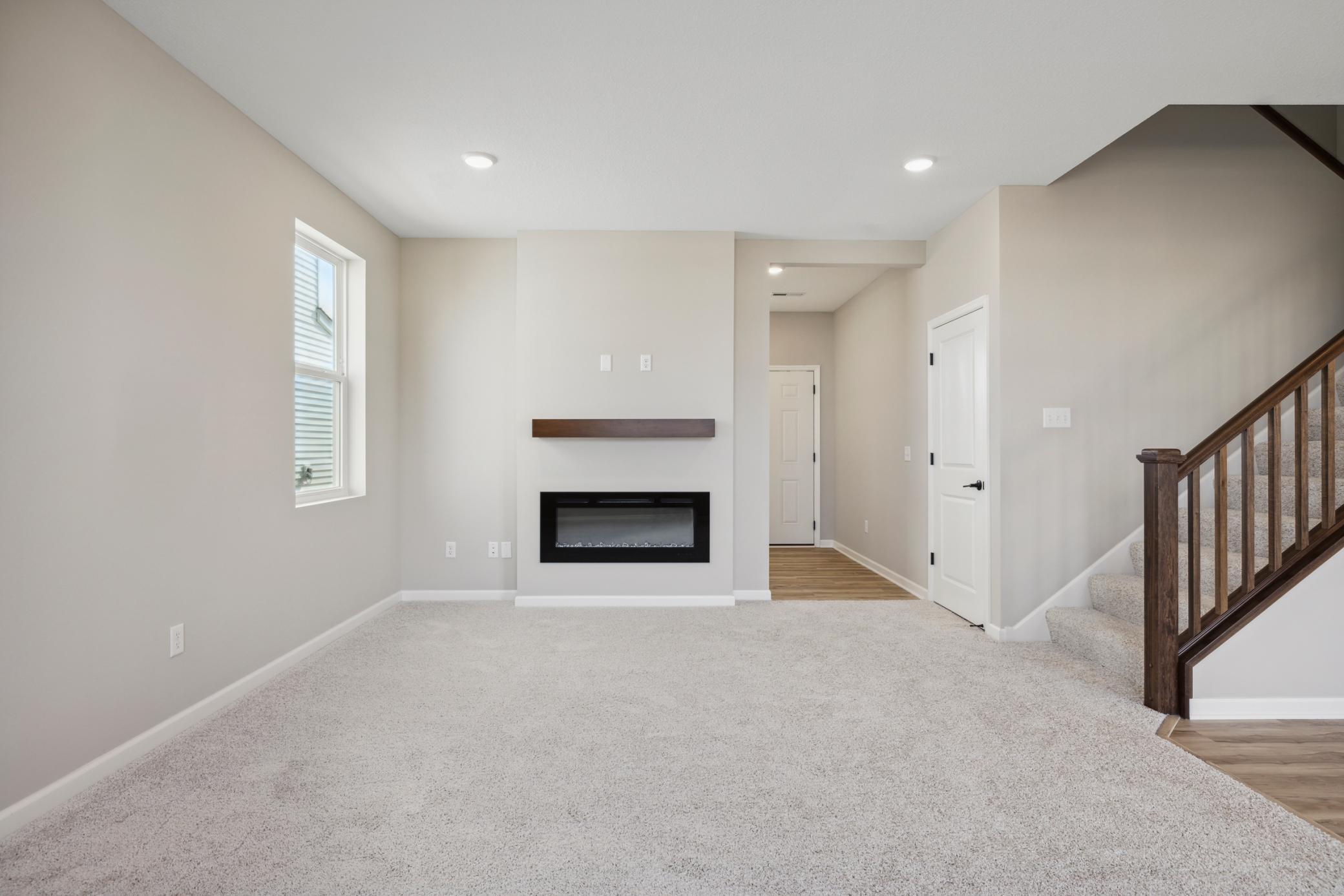15062 Athgoe Drive, Rosemount, Minnesota image 4