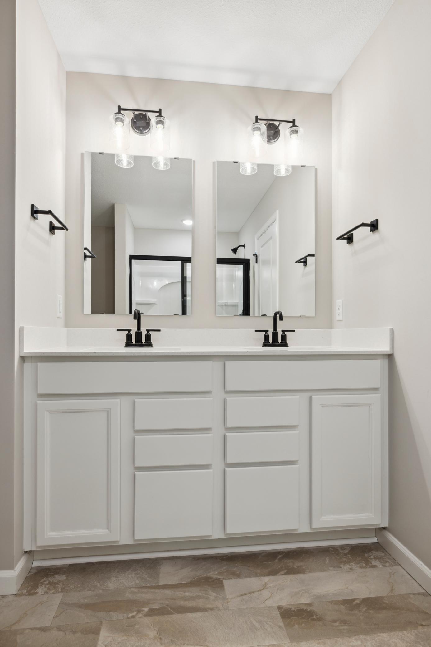 15062 Athgoe Drive, Rosemount, Minnesota image 19