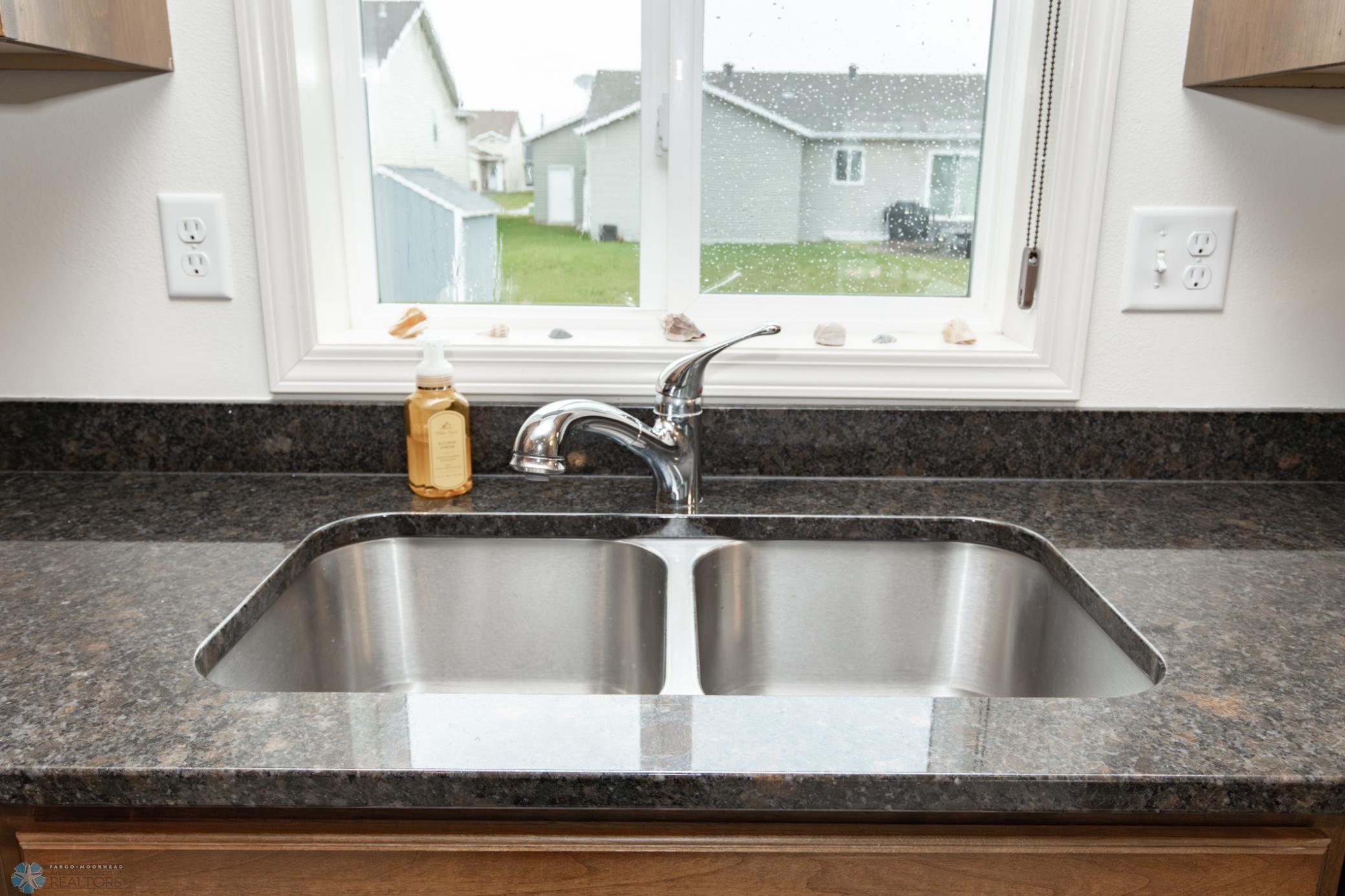 5505 38th Avenue, Fargo, North Dakota image 16