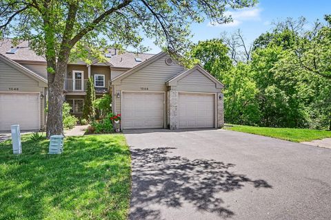 Townhouse For Sale - 1644 Rose Hill Circle<br/> Ramsey County, Saint Paul, MN 55108