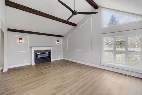 Homes For Sale - 955 First Street<br/> Taylors Falls, MN 55084