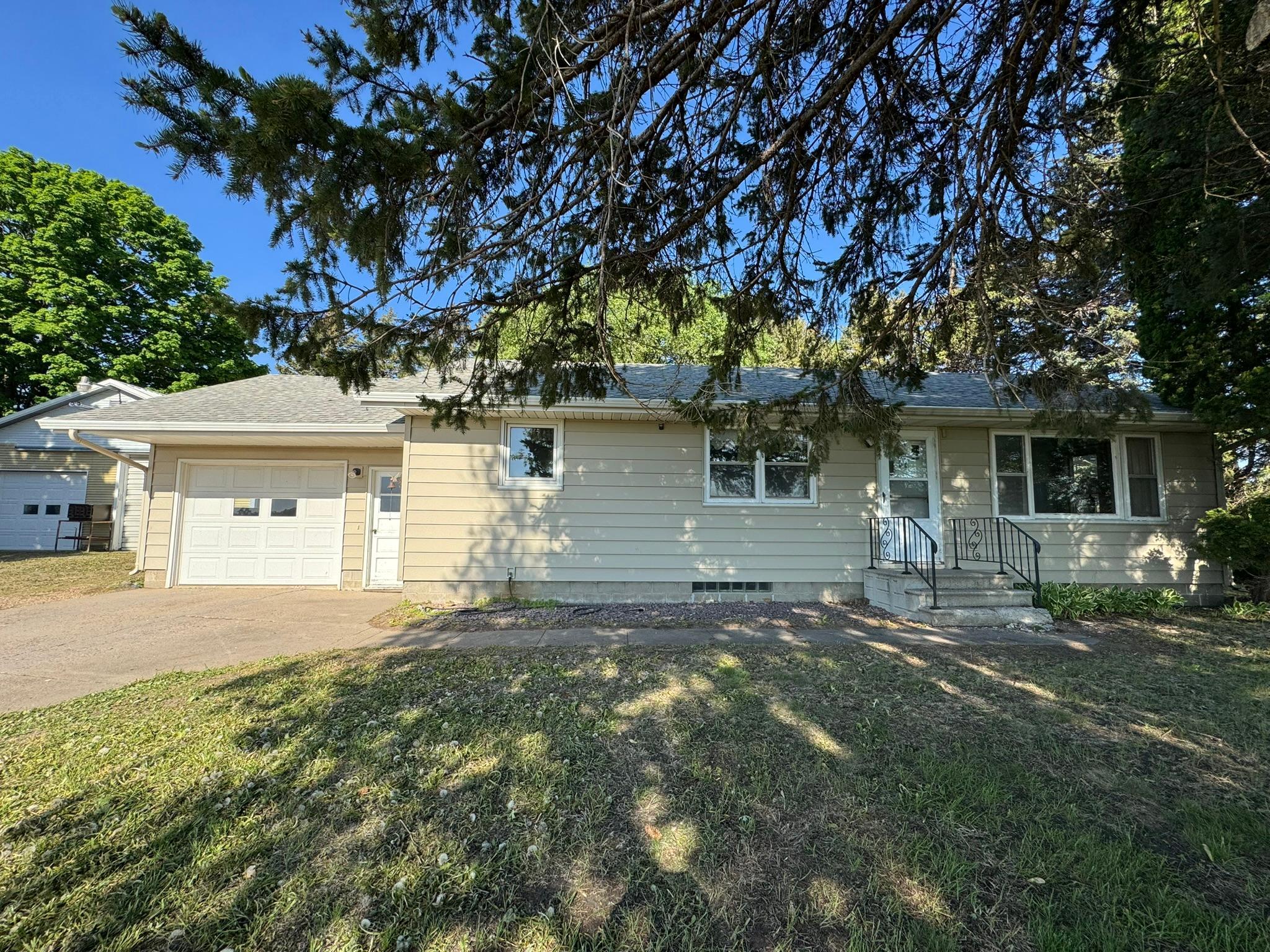 46998 Birch Street, Nicollet, Minnesota image 1
