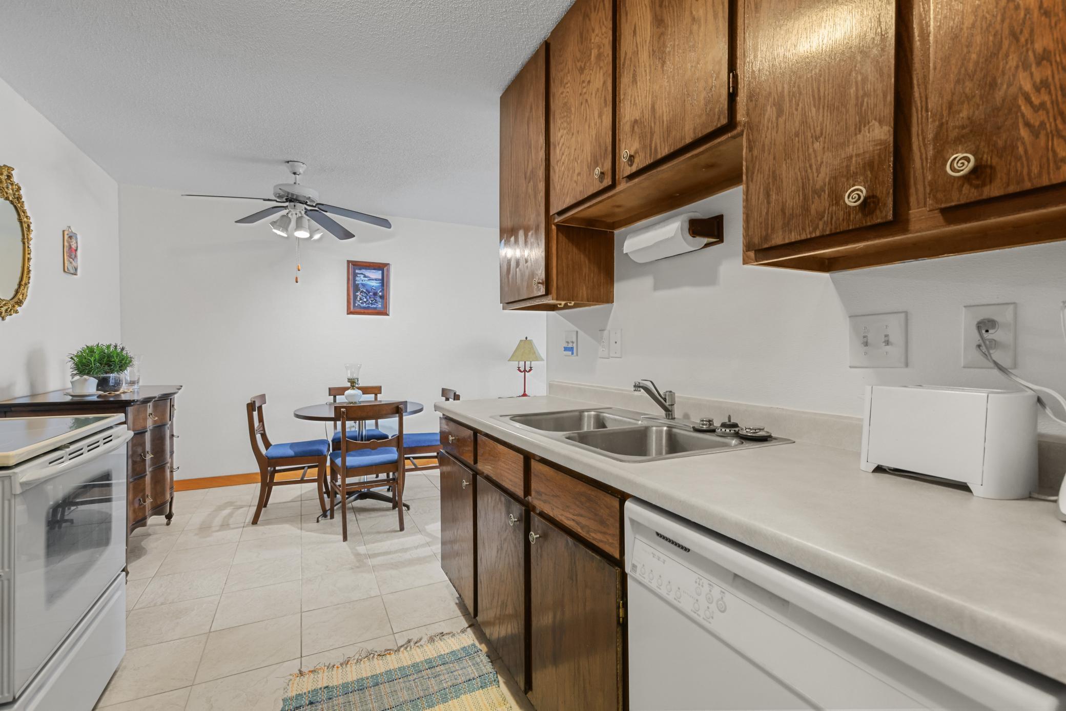 30675 Park Street #306, Lindstrom, Minnesota image 9
