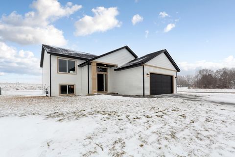 Apartment For Sale - 801 2nd St Se<br/> Dodge Center, MN 55927