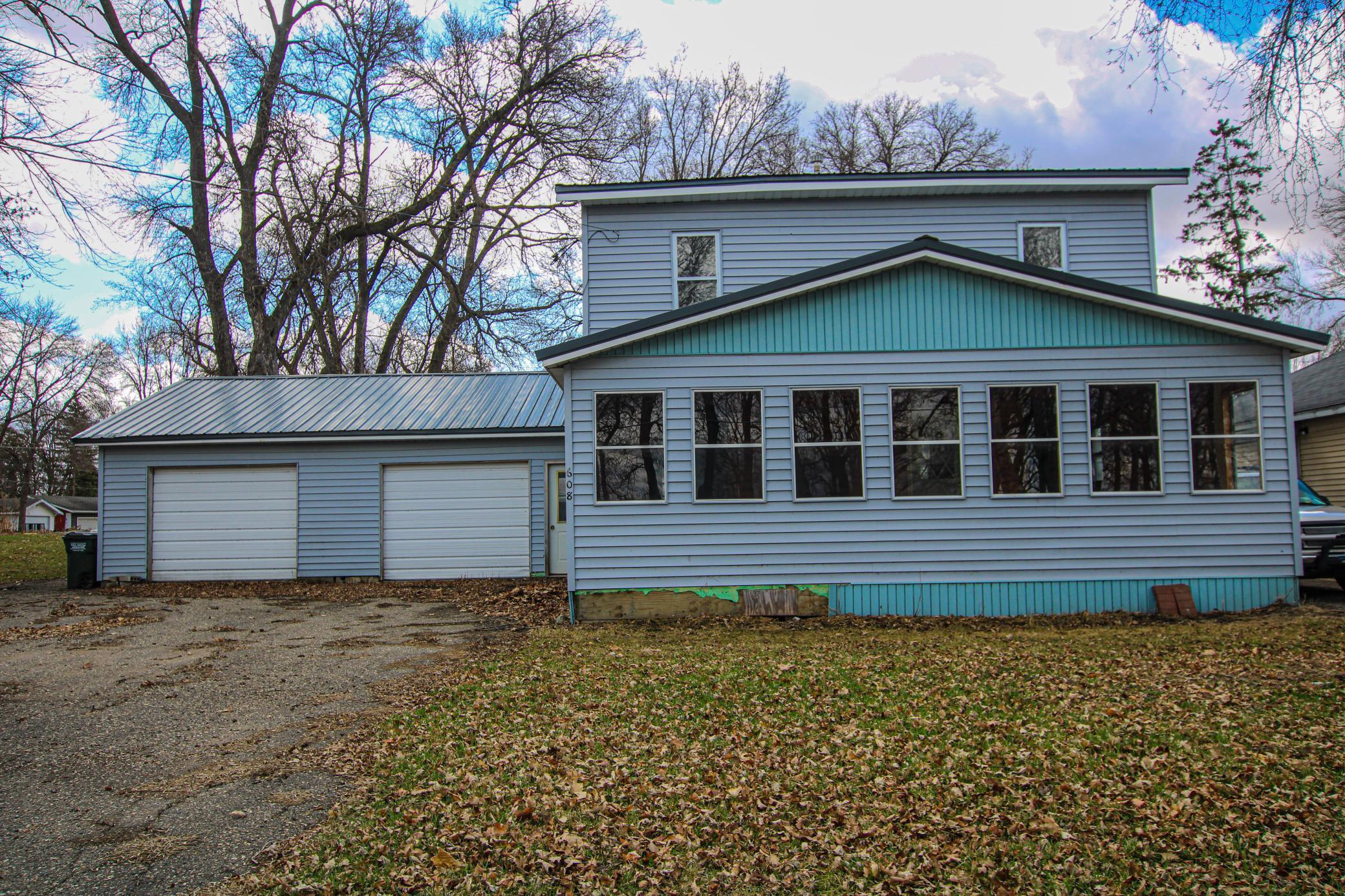 608 E Lake Street, Osakis, Minnesota image 1