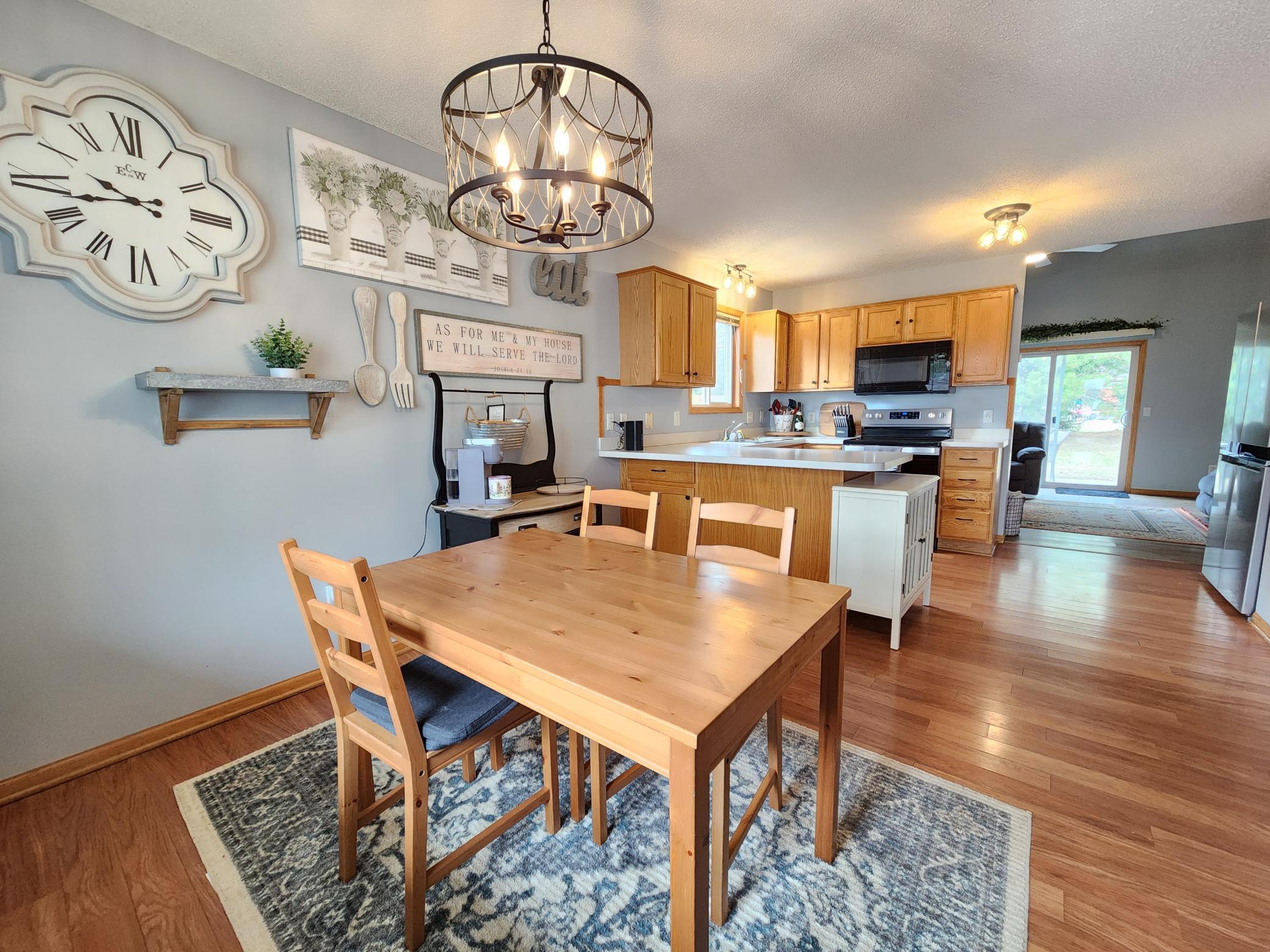 728 S Elm Street, Belle Plaine, Minnesota image 3
