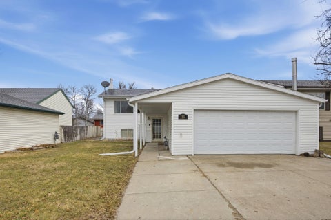 Homes For Sale - 2155 4th Avenue<br/> West Fargo, ND 58078