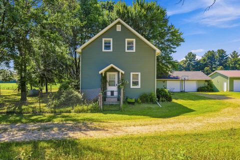 Homes For Sale - E3993 550th Avenue<br/> Dunn County, Menomonie, WI 54751