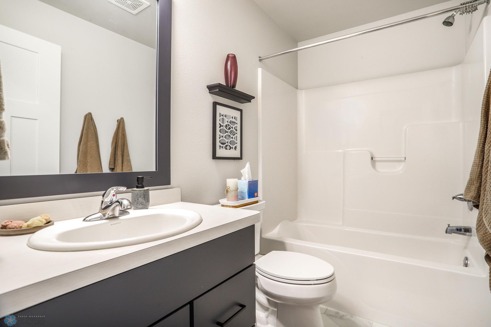 West Fargo, North Dakota 58078, United States, 3 Bedrooms Bedrooms, ,3 BathroomsBathrooms,Residential,Active,130445