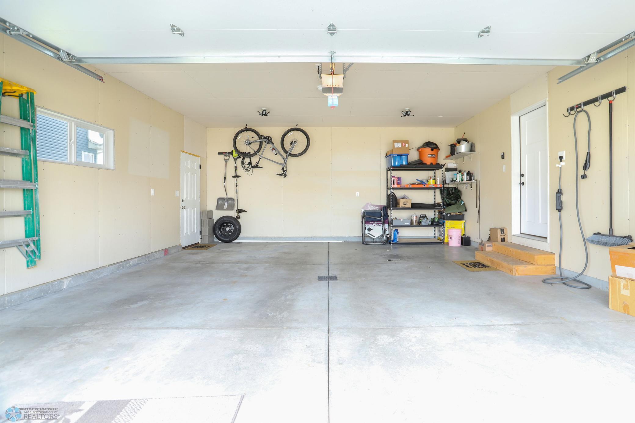 West Fargo, North Dakota 58078, United States, 3 Bedrooms Bedrooms, ,3 BathroomsBathrooms,Residential,Active,130445