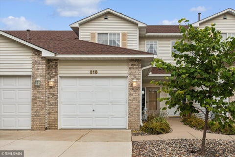 Townhouse For Sale - 318 Archibald Lane<br/> Dundas, MN 55019