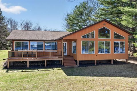 Homes For Sale - 7902 N Stone Bay Lane<br/> Hayward, WI 54843