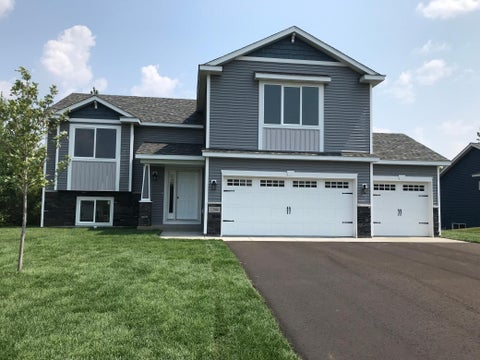 Homes For Sale - 13795 9th Avenue<br/> Zimmerman, MN 55398