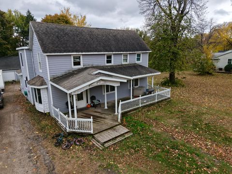 Homes For Sale - 1102 Boxelder Street<br/> Mountain Lake, MN 56159