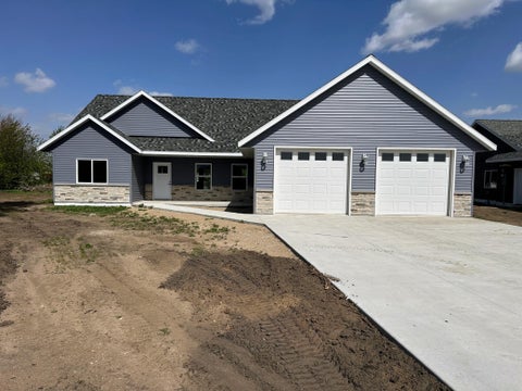 Homes For Sale - 706 11th Street<br/> Otter Tail County, Perham, MN 56573