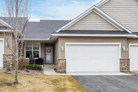 Townhouse For Sale - 20596 Kearney Path<br/> Dakota County, Lakeville, MN 55044