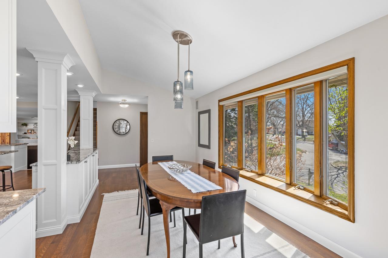 15361 Village Woods Drive, Eden Prairie, Minnesota image 11