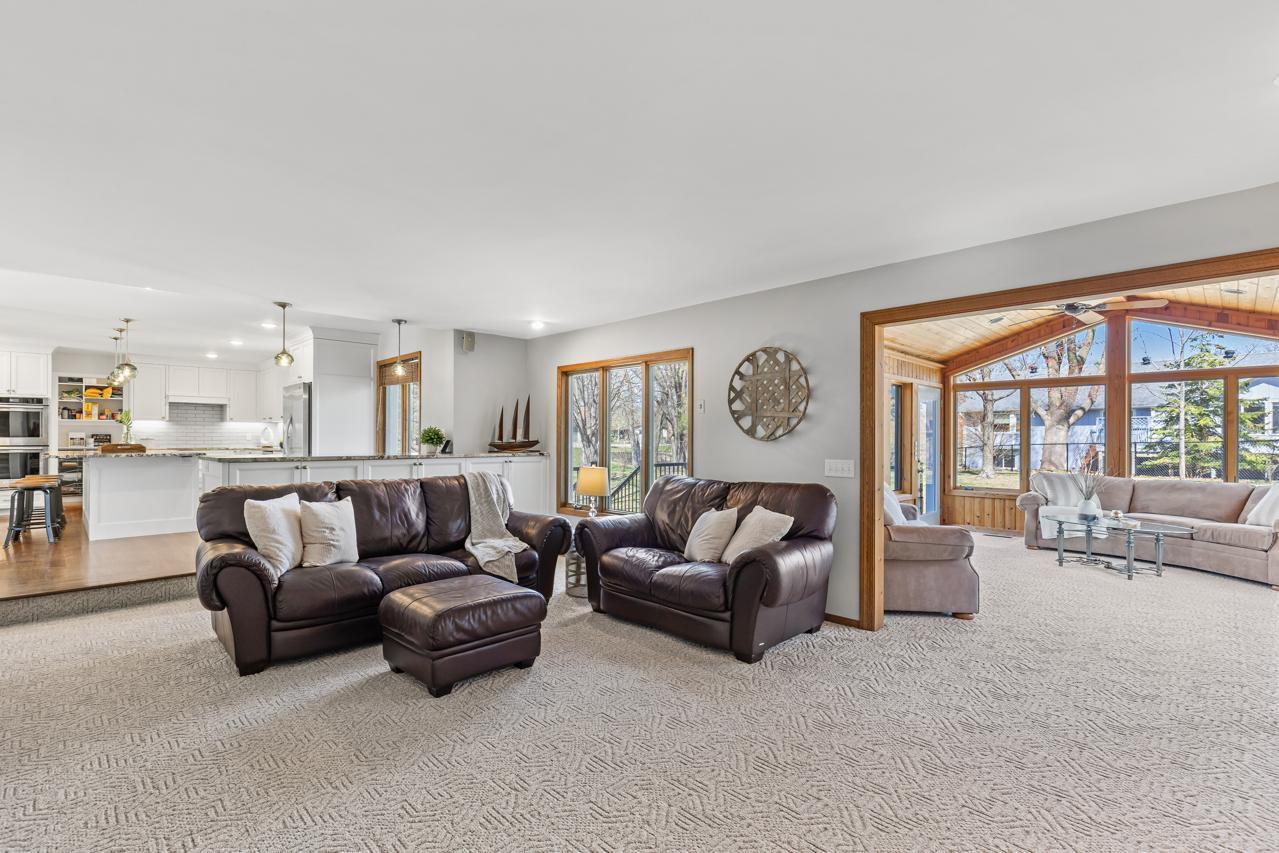 15361 Village Woods Drive, Eden Prairie, Minnesota image 15