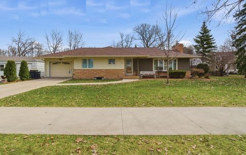 Homes For Sale - 205 3rd Avenue<br/> Blue Earth County, Mapleton, MN 56065