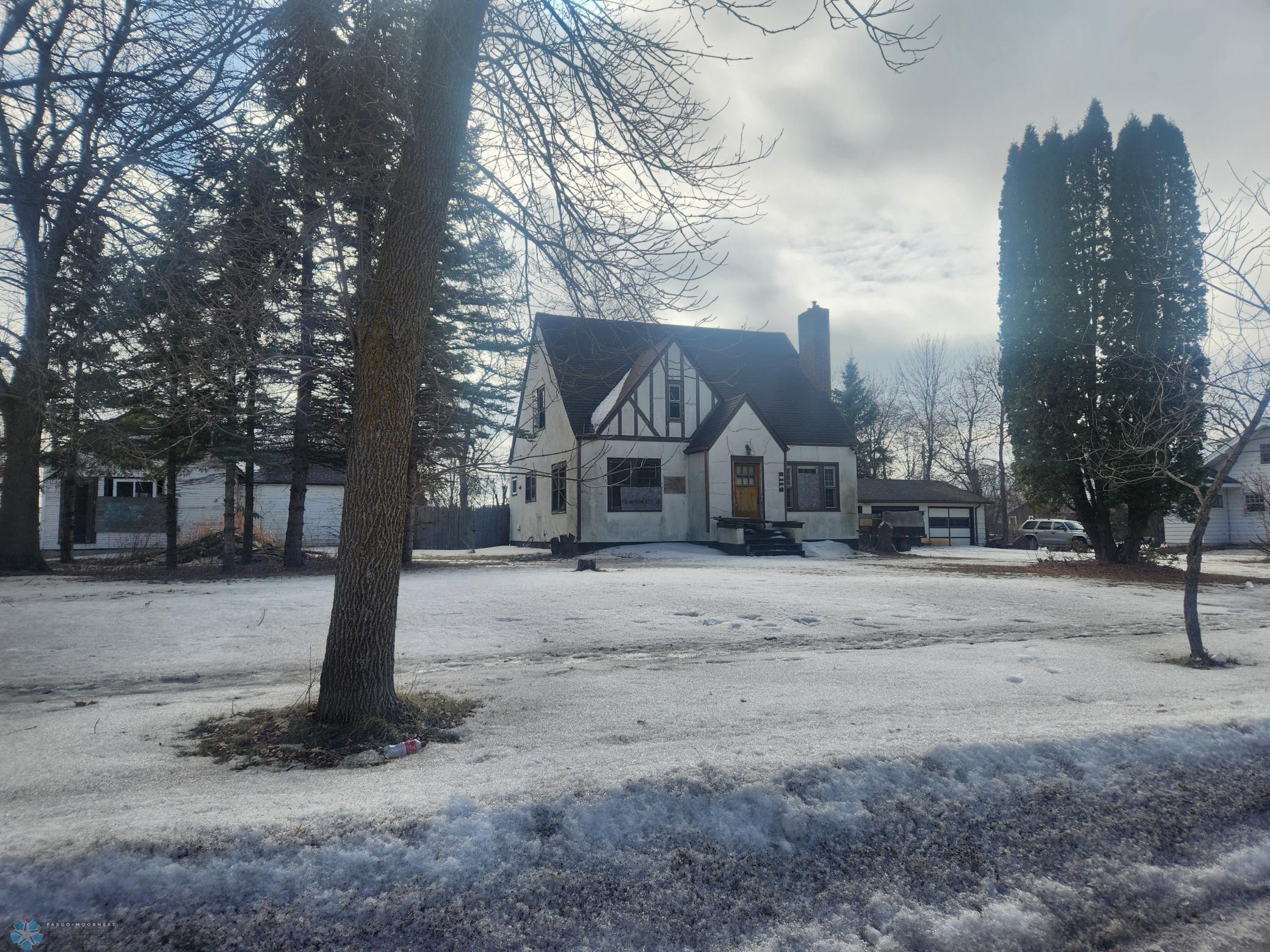 316 W Monroe Avenue, Mahnomen, Minnesota image 1
