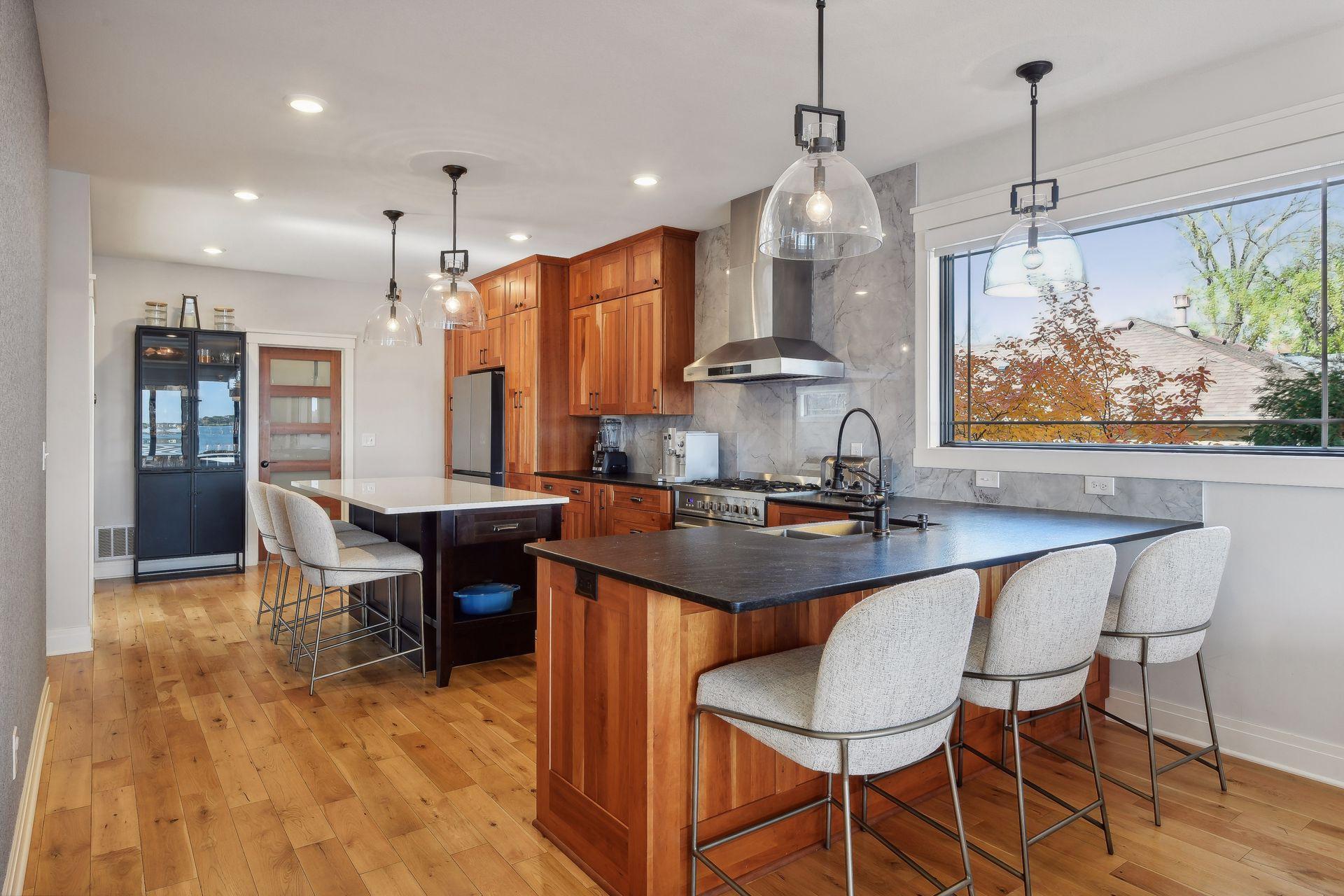 1990 Shadywood Road, Wayzata, Minnesota image 18
