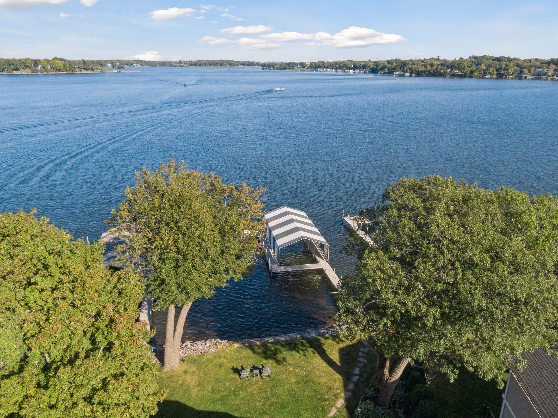 1990 Shadywood Road, Wayzata, Minnesota image 6