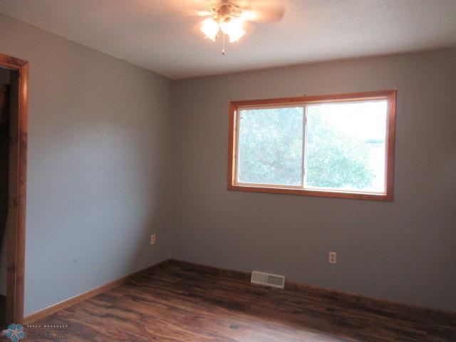 Jamestown, North Dakota 58401, United States, 4 Bedrooms Bedrooms, ,2 BathroomsBathrooms,Residential,Active,193108