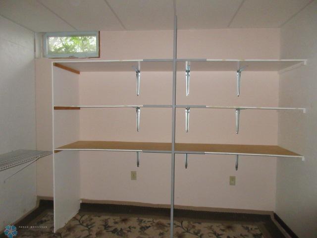 Jamestown, North Dakota 58401, United States, 4 Bedrooms Bedrooms, ,2 BathroomsBathrooms,Residential,Active,193108