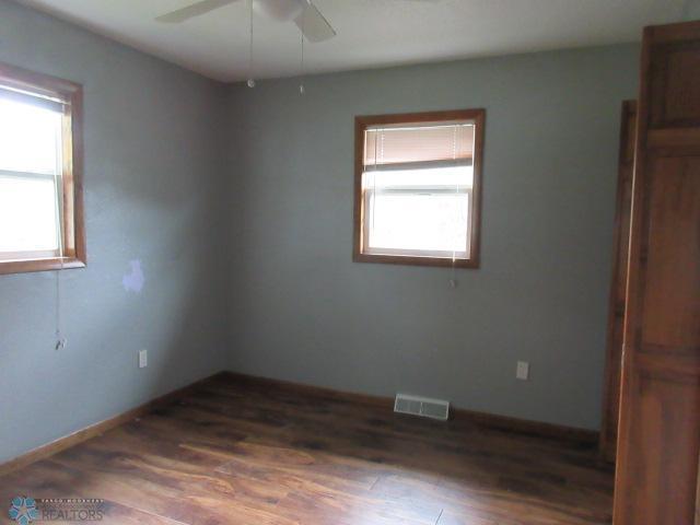 Jamestown, North Dakota 58401, United States, 4 Bedrooms Bedrooms, ,2 BathroomsBathrooms,Residential,Active,193108