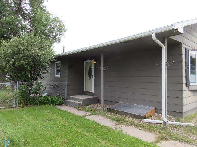 Jamestown, North Dakota 58401, United States, 4 Bedrooms Bedrooms, ,2 BathroomsBathrooms,Residential,Active,193108