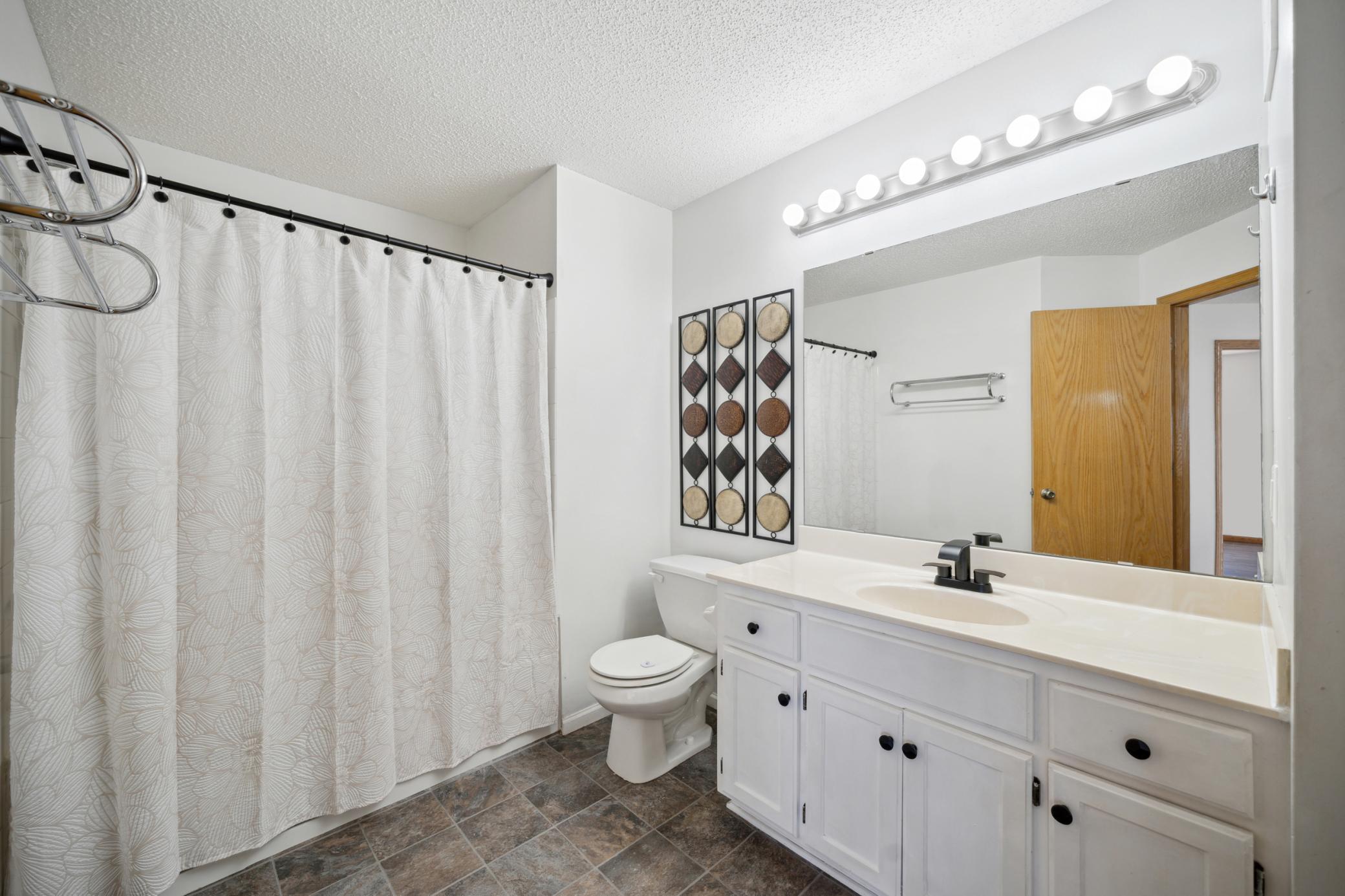 16917 Embers Avenue #1202, Lakeville, Minnesota image 16