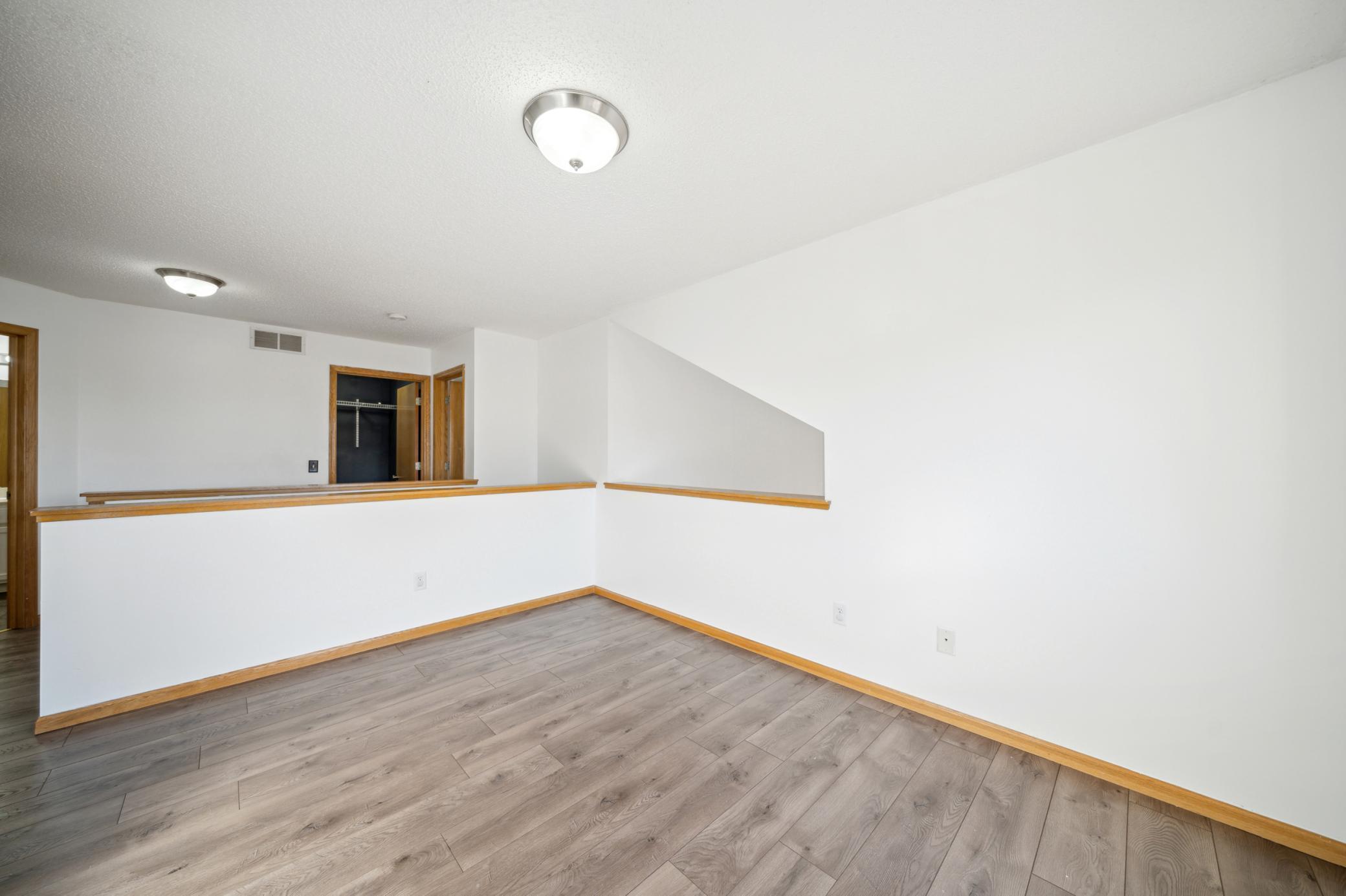 16917 Embers Avenue #1202, Lakeville, Minnesota image 18
